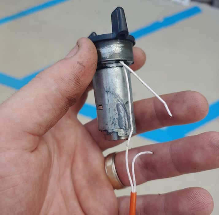 image of a GM VATS ignition